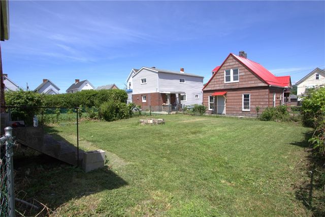 233 Allen Avenue, Donora, PA 15033