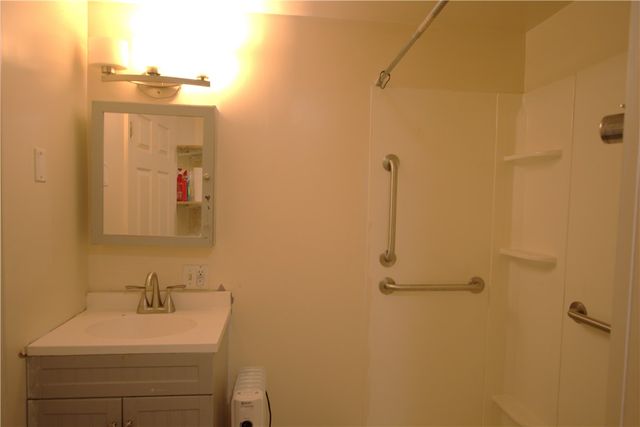 233 Allen Avenue, Donora, PA 15033