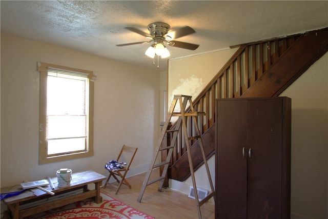 233 Allen Avenue, Donora, PA 15033