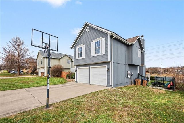 709 Derby Street, Raymore, MO 64083