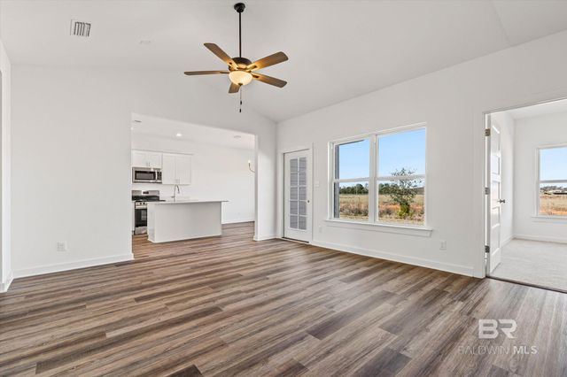 21509 Tawny Loop, Robertsdale, AL 36567