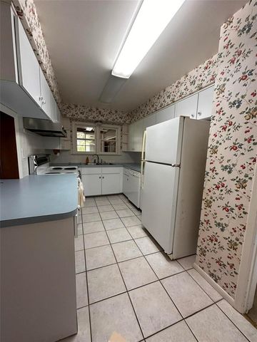 1631 SE 17TH STREET, Ocala, FL 34471