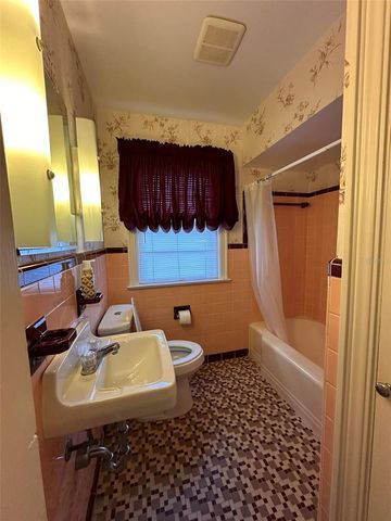 1631 SE 17TH STREET, Ocala, FL 34471