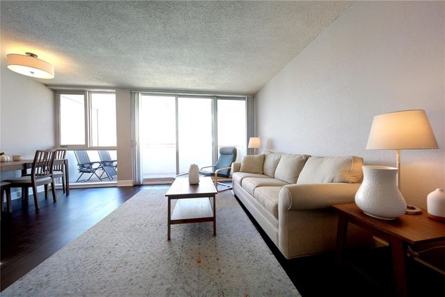 470 3RD STREET S 612, St Petersburg, FL 33701