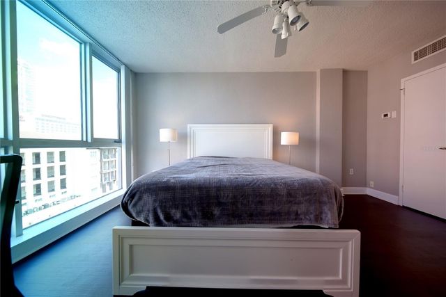 470 3RD STREET S 612, St Petersburg, FL 33701