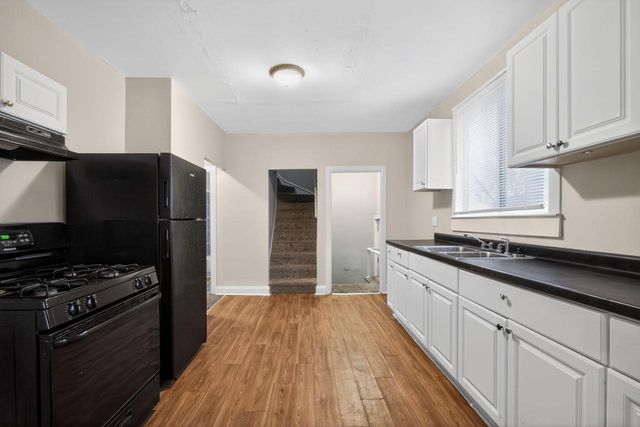 2446 N 49th STREET, Milwaukee, WI 53210