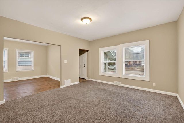 2446 N 49th STREET, Milwaukee, WI 53210