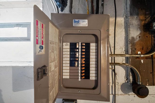 2446 N 49th STREET, Milwaukee, WI 53210