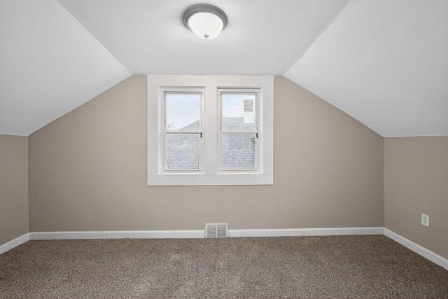 2446 N 49th STREET, Milwaukee, WI 53210