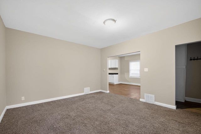 2446 N 49th STREET, Milwaukee, WI 53210