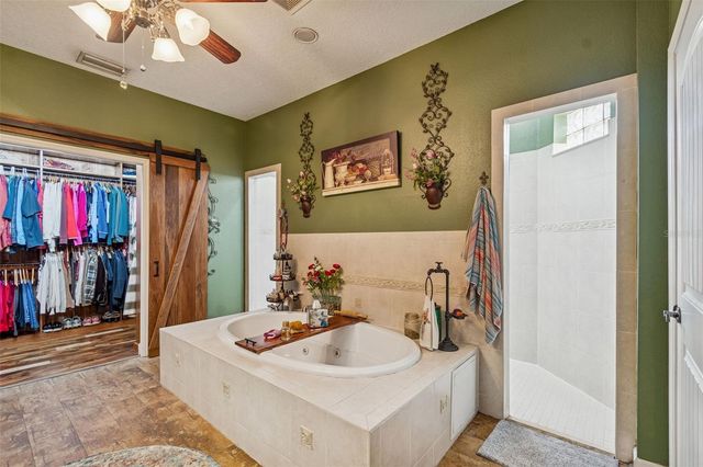 2921 LAMPP ROAD, Plant City, FL 33565