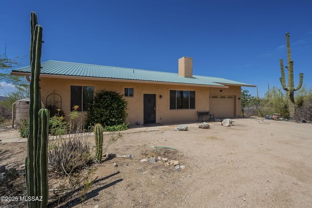 41453 E Cathy Lane, Marana, AZ 85658