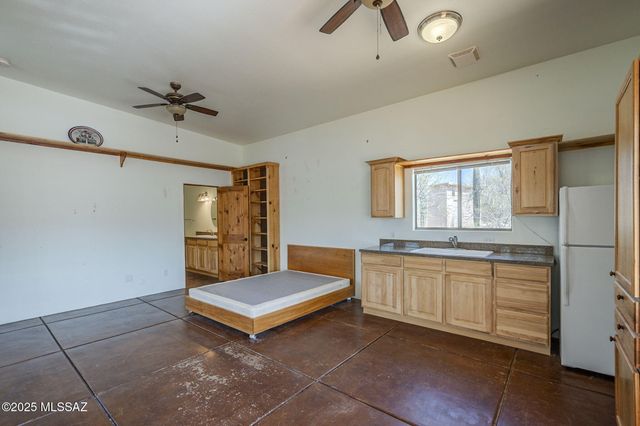 41453 E Cathy Lane, Marana, AZ 85658