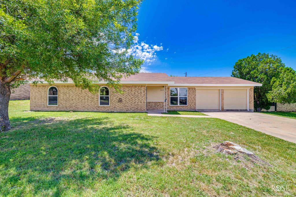 3025 Catalina Drive, San Angelo, TX 76901