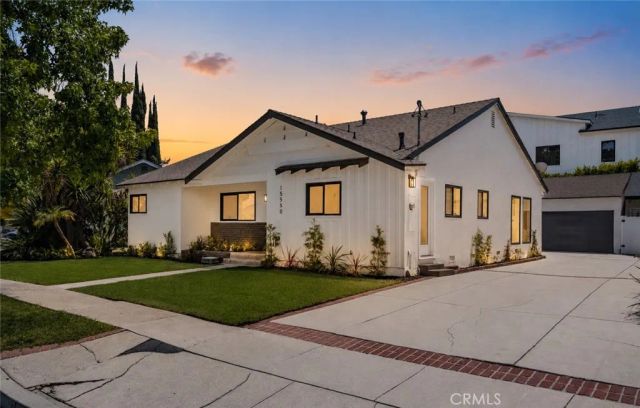 15550 Otsego Street, Encino, CA 91436