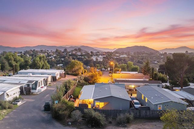 250 La Cresta Heights Rd Spc 12, El Cajon, CA 92021