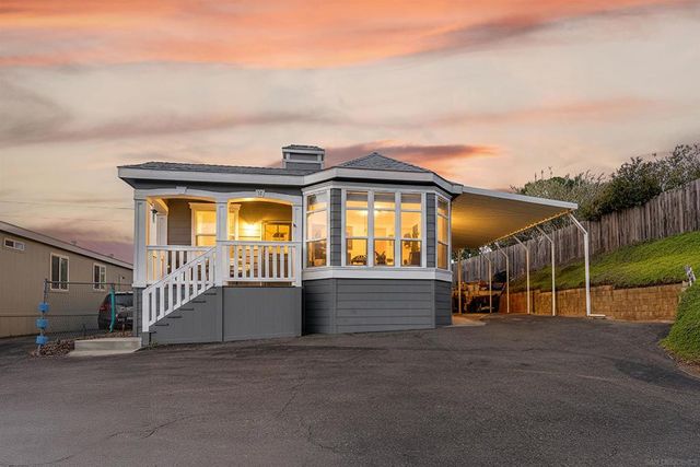 250 La Cresta Heights Rd Spc 12, El Cajon, CA 92021