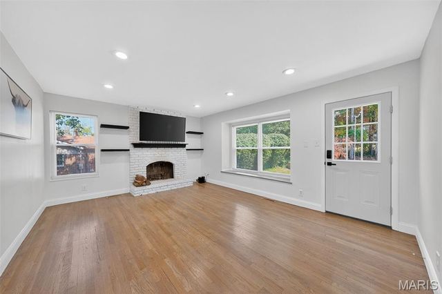 107 Falmouth Drive, Ballwin, MO 63011