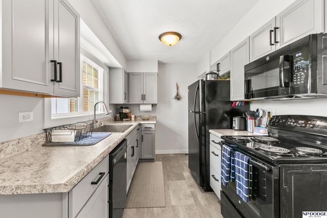 3702 N 60 Street, Omaha, NE 68104