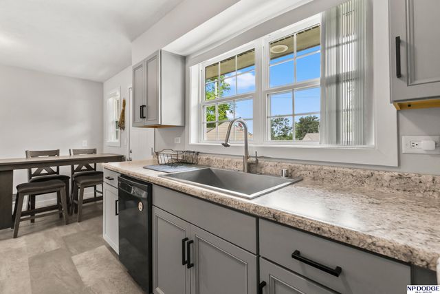 3702 N 60 Street, Omaha, NE 68104