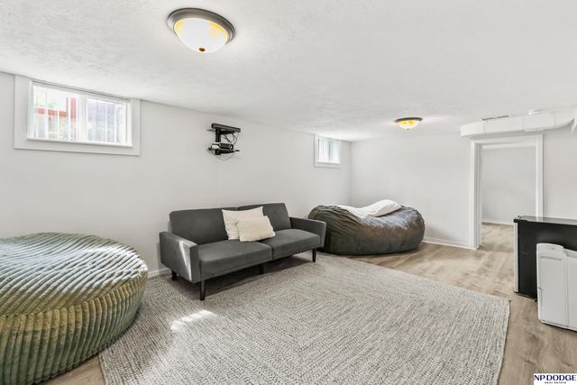 3702 N 60 Street, Omaha, NE 68104