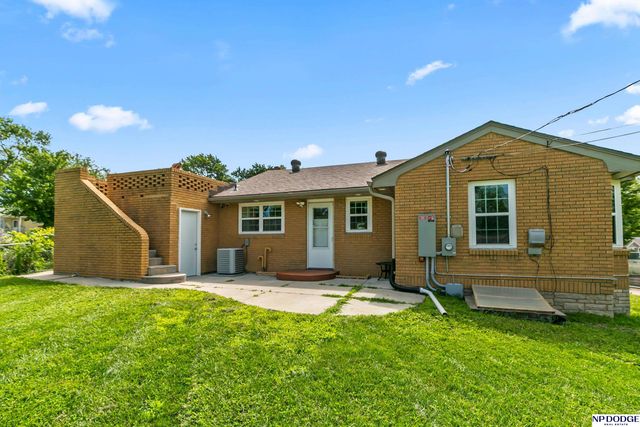3702 N 60 Street, Omaha, NE 68104