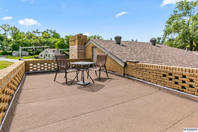3702 N 60 Street, Omaha, NE 68104