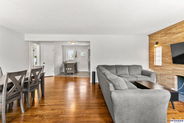 3702 N 60 Street, Omaha, NE 68104