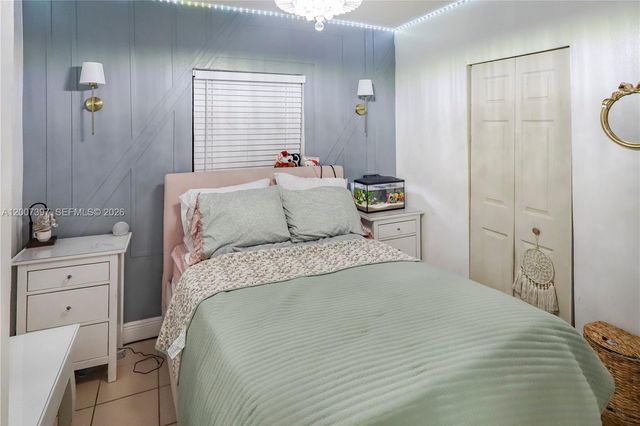 571 E 60th St, Hialeah, FL 33013