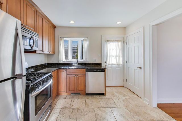 1000 Dell Road, Northbrook, IL 60062