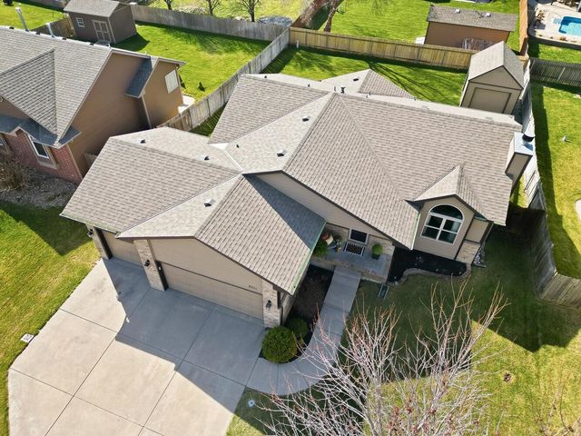 8211 W 34th St N, Wichita, KS 67205