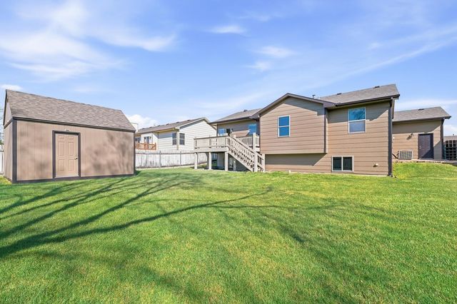 8211 W 34th St N, Wichita, KS 67205