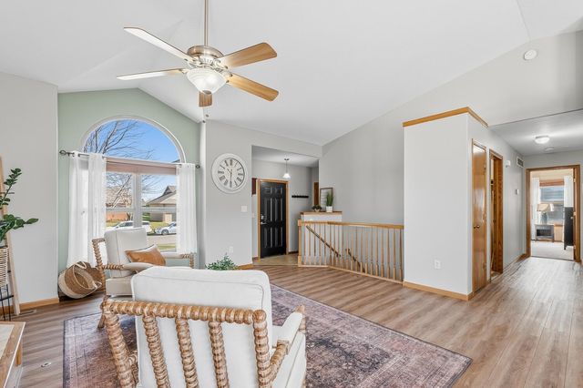 8211 W 34th St N, Wichita, KS 67205