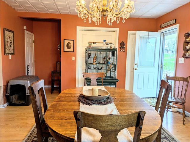 220 Overholt Dr, East Huntingdon, PA 15683