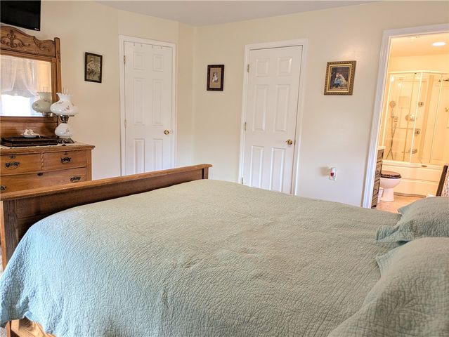 220 Overholt Dr, East Huntingdon, PA 15683