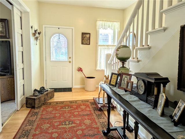 220 Overholt Dr, East Huntingdon, PA 15683