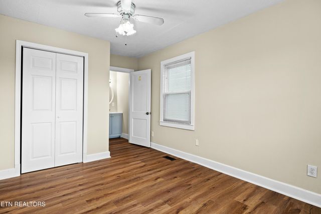 1309 Everett Ave, Maryville, TN 37804