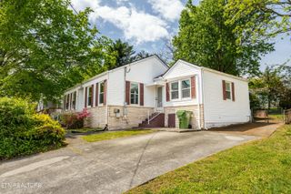 1309 Everett Ave, Maryville, TN 37804