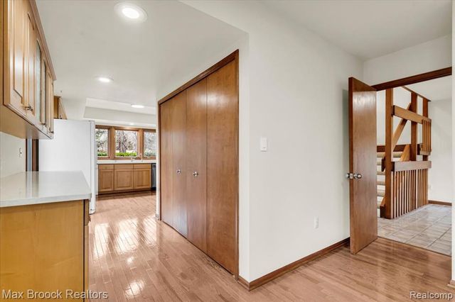 26311 W 14 Mile Road, Franklin, MI 48025