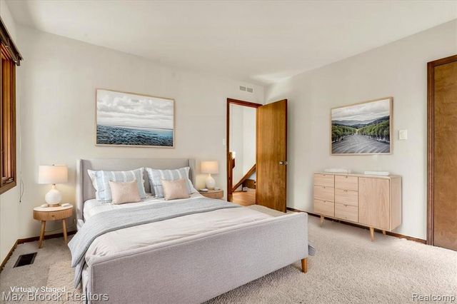 26311 W 14 Mile Road, Franklin, MI 48025