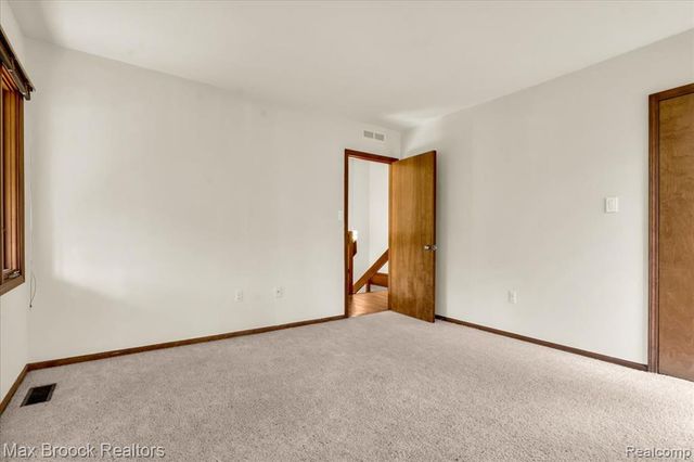 26311 W 14 Mile Road, Franklin, MI 48025