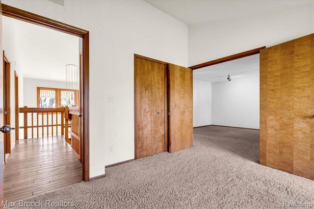 26311 W 14 Mile Road, Franklin, MI 48025