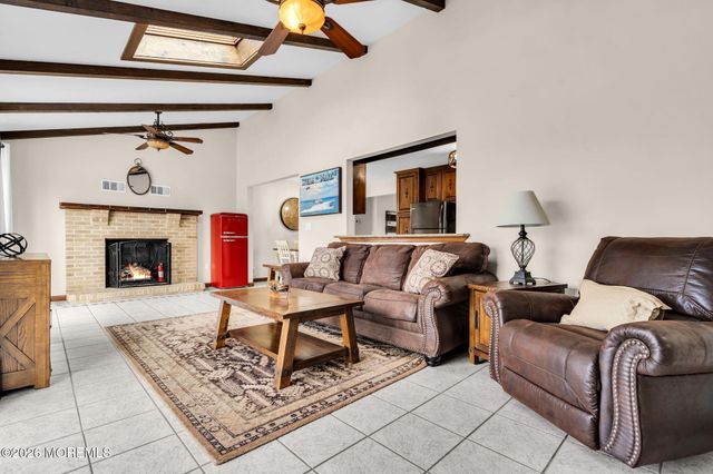 11 Parkers Point Boulevard, Forked River, NJ 08731