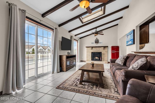 11 Parkers Point Boulevard, Forked River, NJ 08731