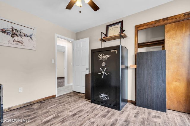 11 Parkers Point Boulevard, Forked River, NJ 08731