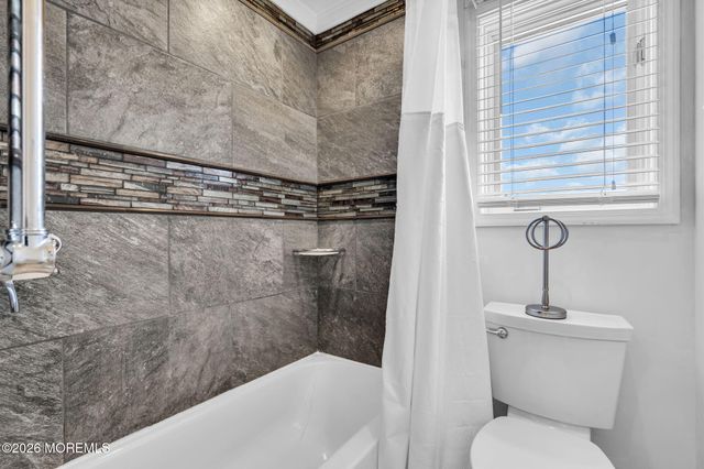 11 Parkers Point Boulevard, Forked River, NJ 08731