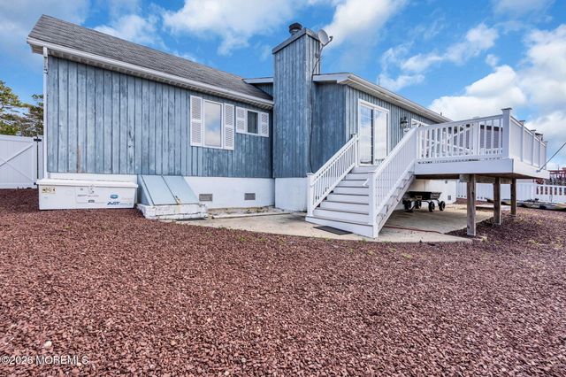 11 Parkers Point Boulevard, Forked River, NJ 08731