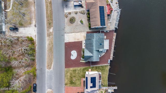 11 Parkers Point Boulevard, Forked River, NJ 08731