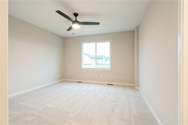 6177 Glenwood Drive, Marion, IA 52302