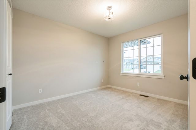 6177 Glenwood Drive, Marion, IA 52302